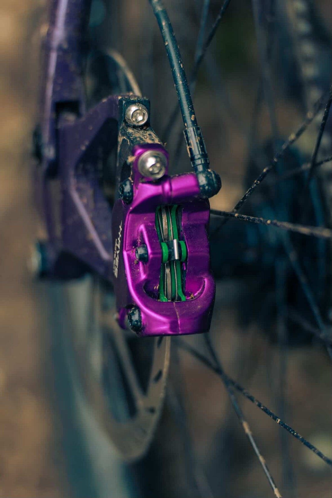 How to Change Mountain Bike Brake Pads in 5 Minutes (Every Brand) - Loam Goat